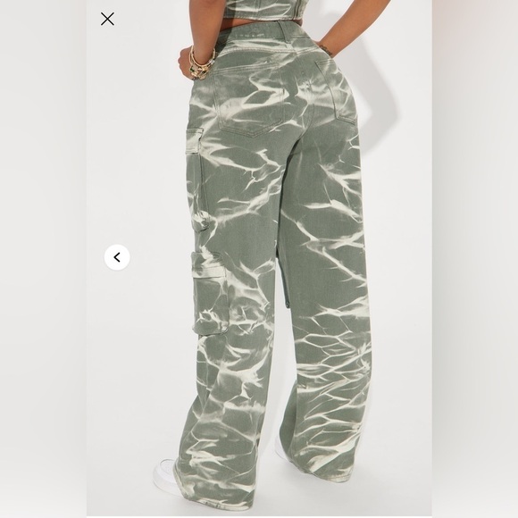 Fashion Nova Pants - Green and White Cargo Pants​​